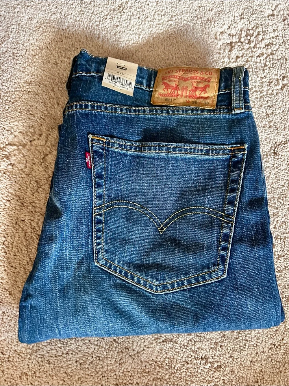 Levi's Men's Slim Straight Dark Blue Denim Jeans